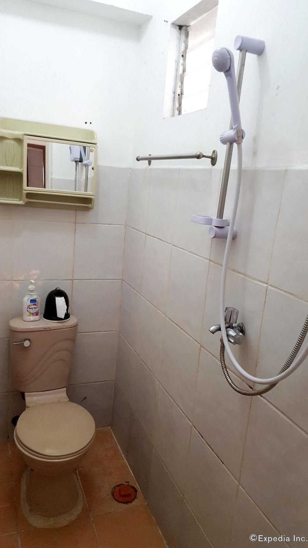 Oyo 859 City Stay Inns Pasong Tamo Makati City Екстер'єр фото